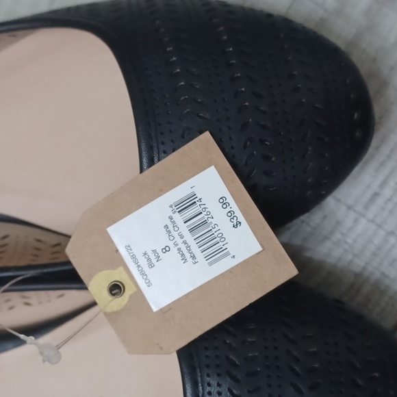 Denver Hayes black petra flats NWT size 8 💮 - Picture 3 of 10